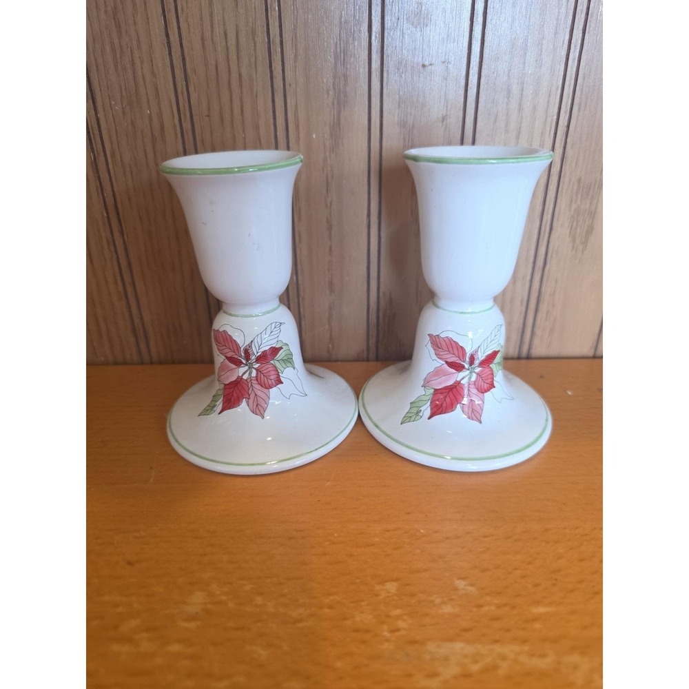 Block Bernarda Poinsettia Candlesticks Mary Lou Goertzen 1982 Set of 2 Japan - Picture 1 of 5